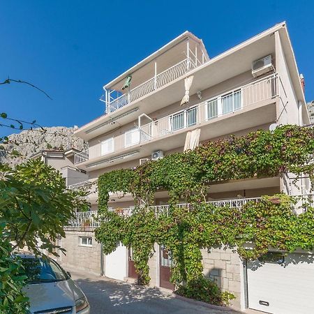 Apartment And Rooms Tatjana Omis Luaran gambar