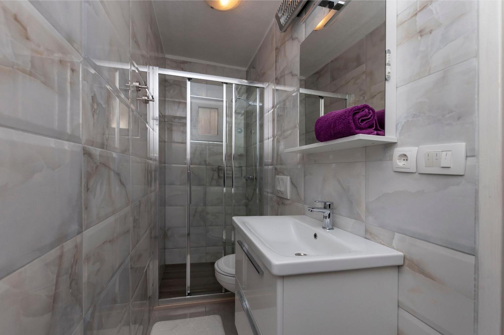 Apartment And Rooms Tatjana Omis Luaran gambar