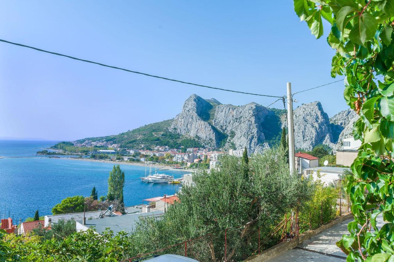 Apartment And Rooms Tatjana Omis Luaran gambar