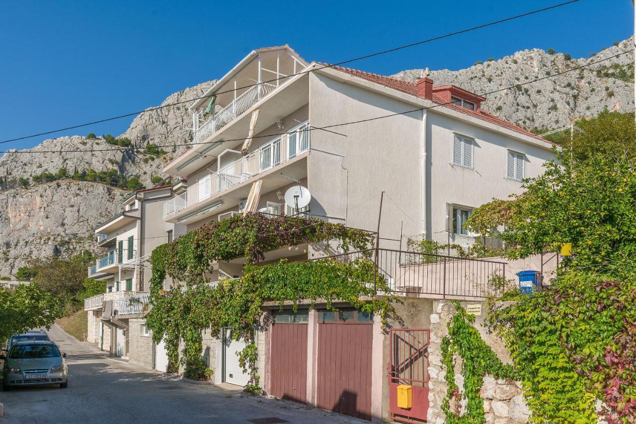 Apartment And Rooms Tatjana Omis Luaran gambar
